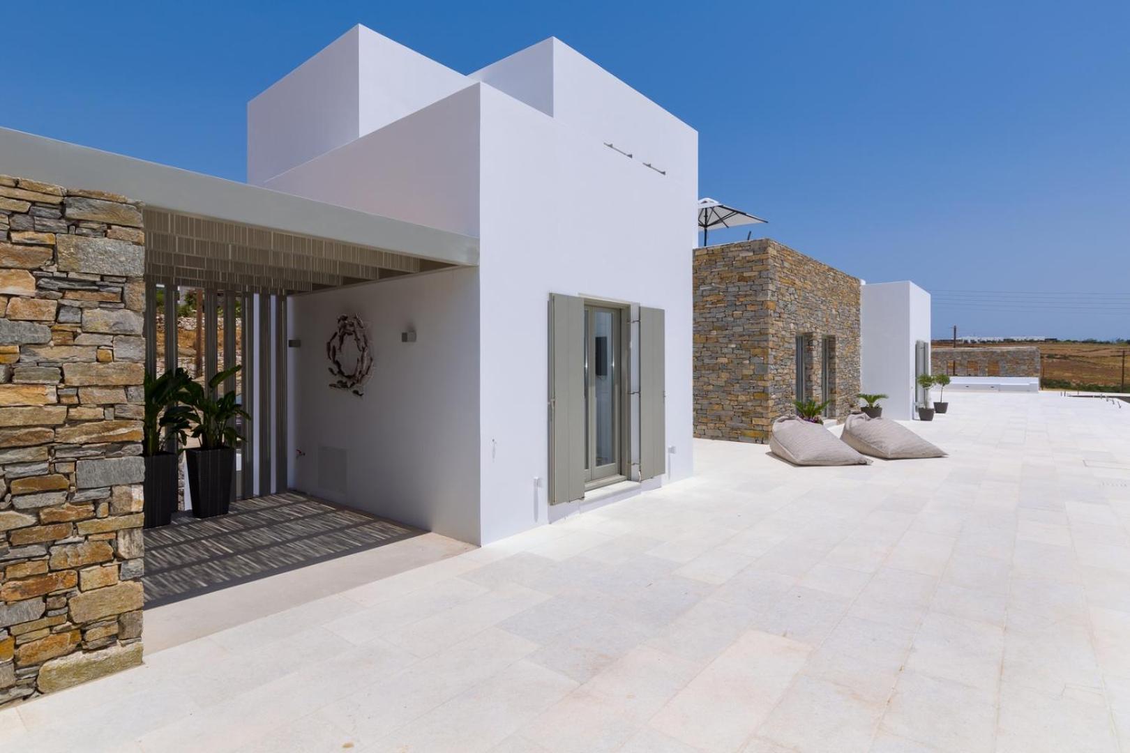 Golden Bay Luxury Villas And Suites Chrisi Akti  Exterior photo