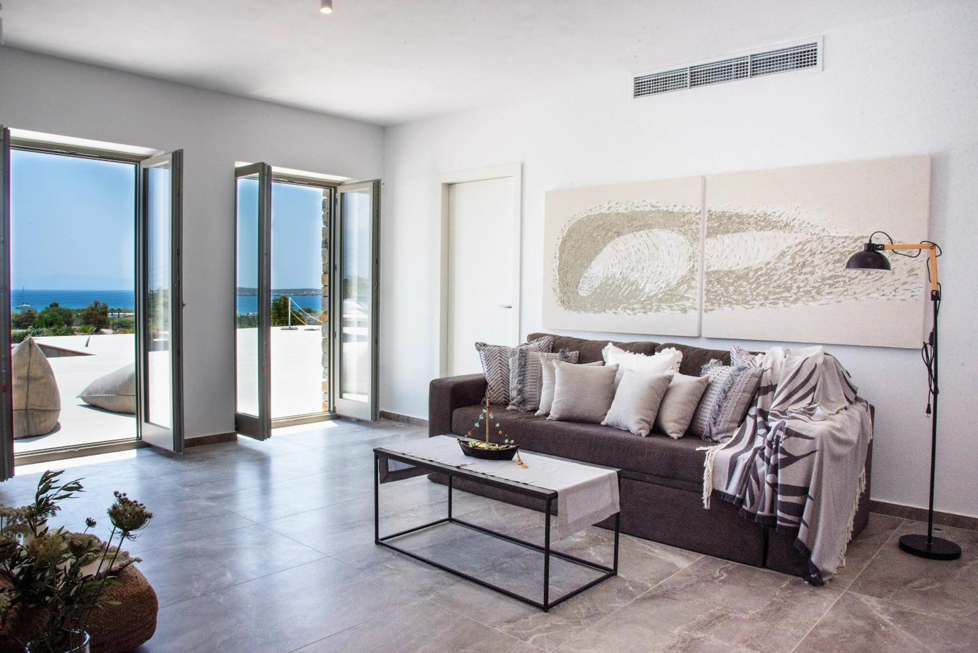 Golden Bay Luxury Villas And Suites Chrisi Akti  Exterior photo