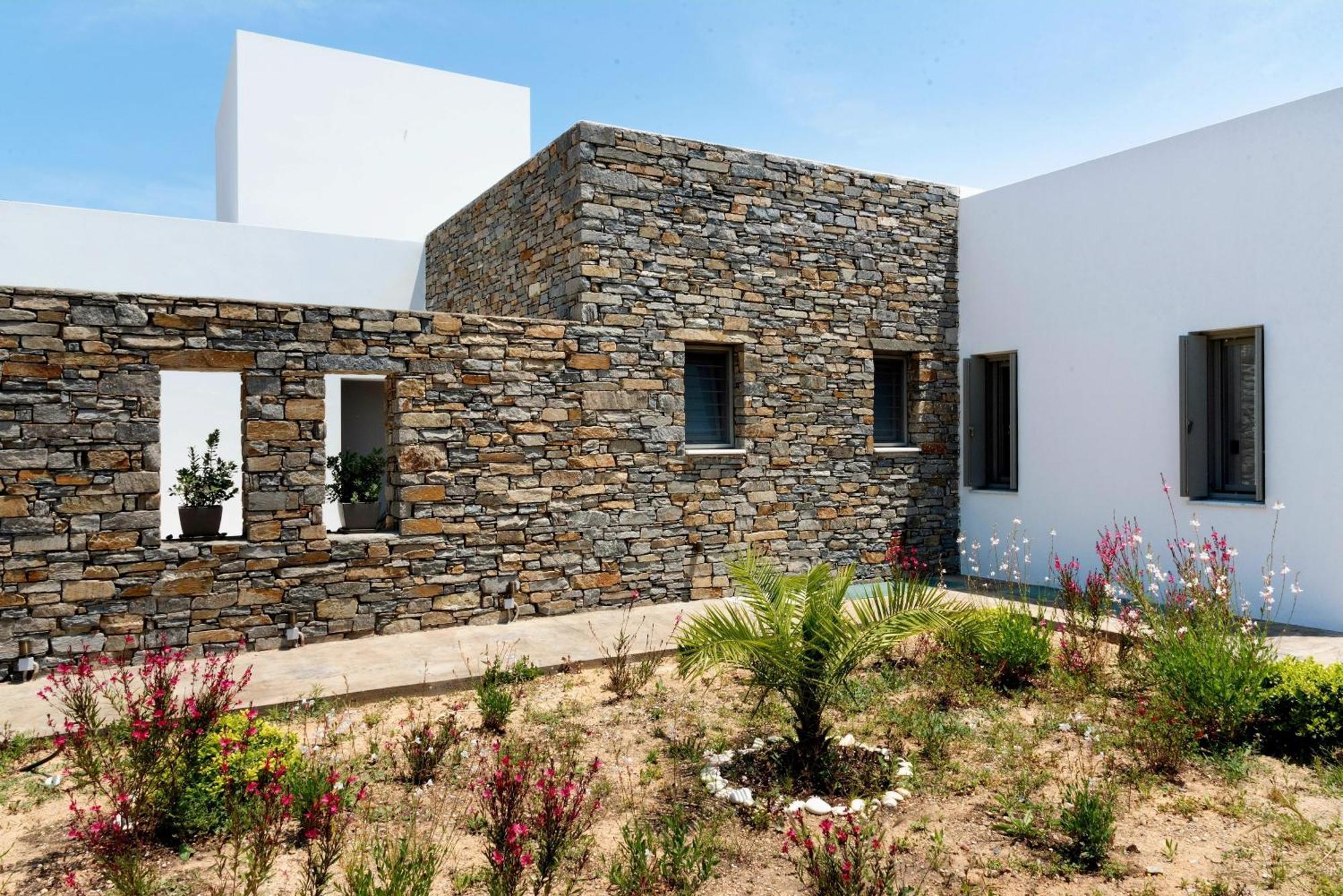 Golden Bay Luxury Villas And Suites Chrisi Akti  Exterior photo